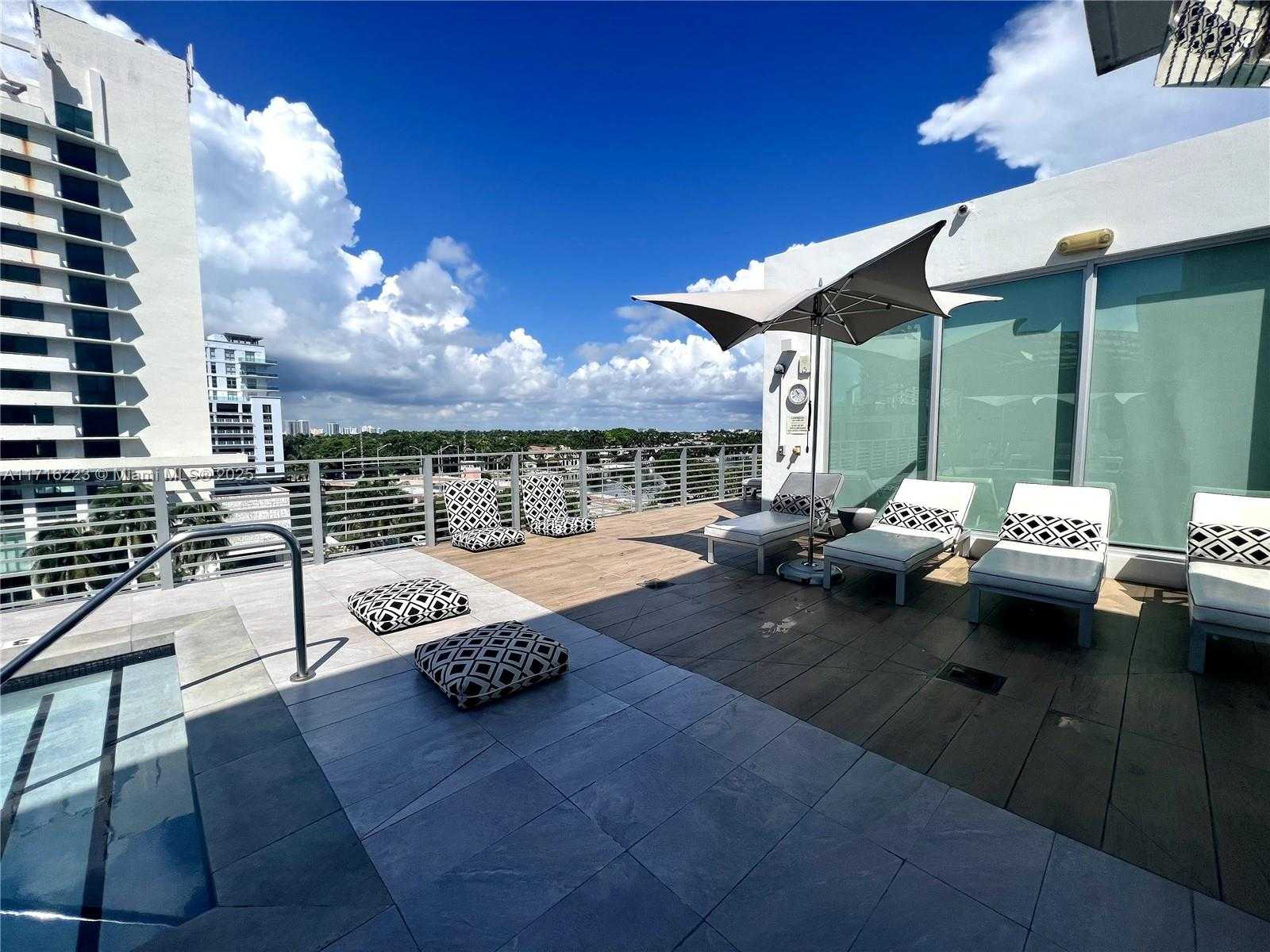 Small Image of 6080 COLLINS AVE #511, Miami Beach Number 13