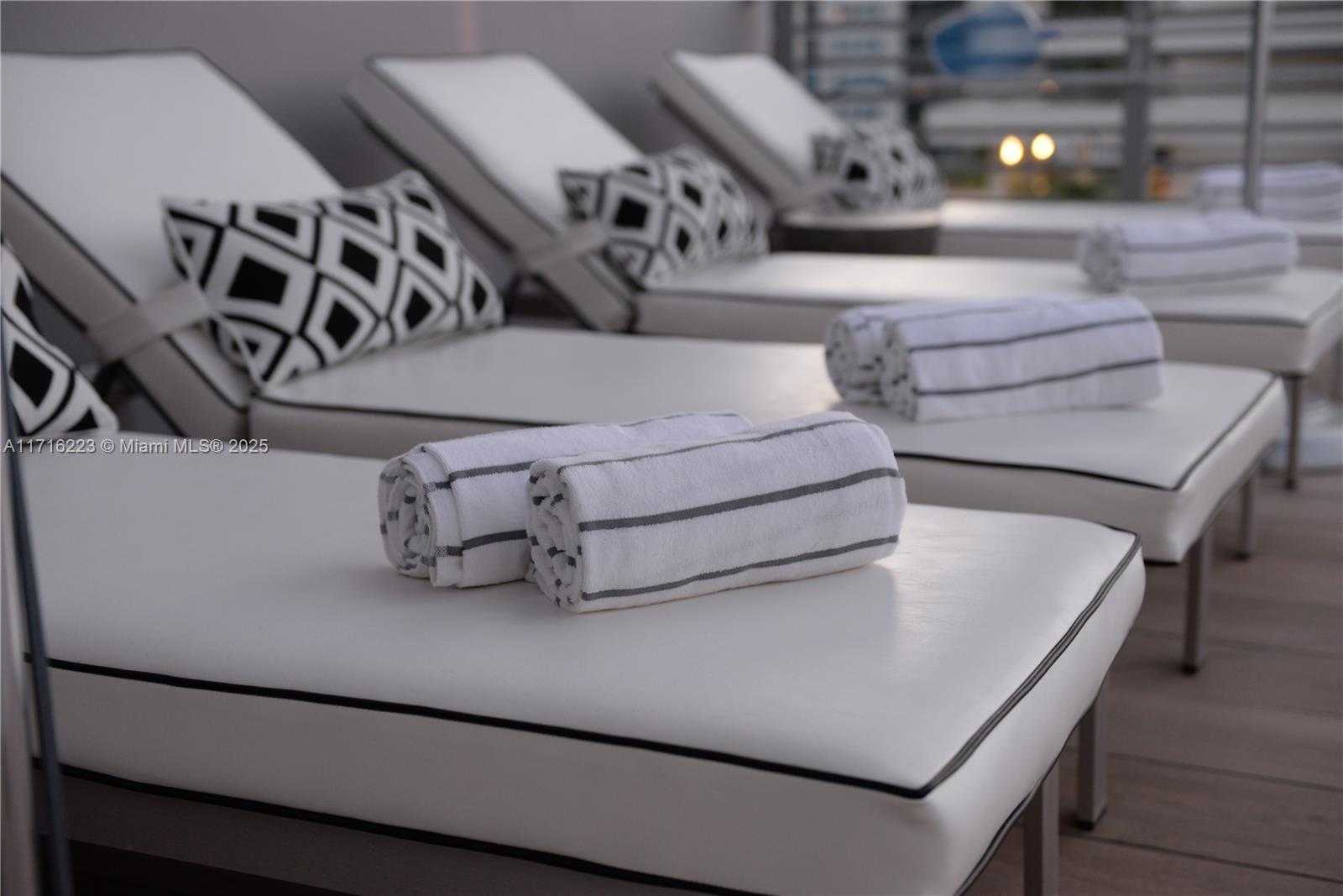 Small Image of 6080 COLLINS AVE #511, Miami Beach Number 20