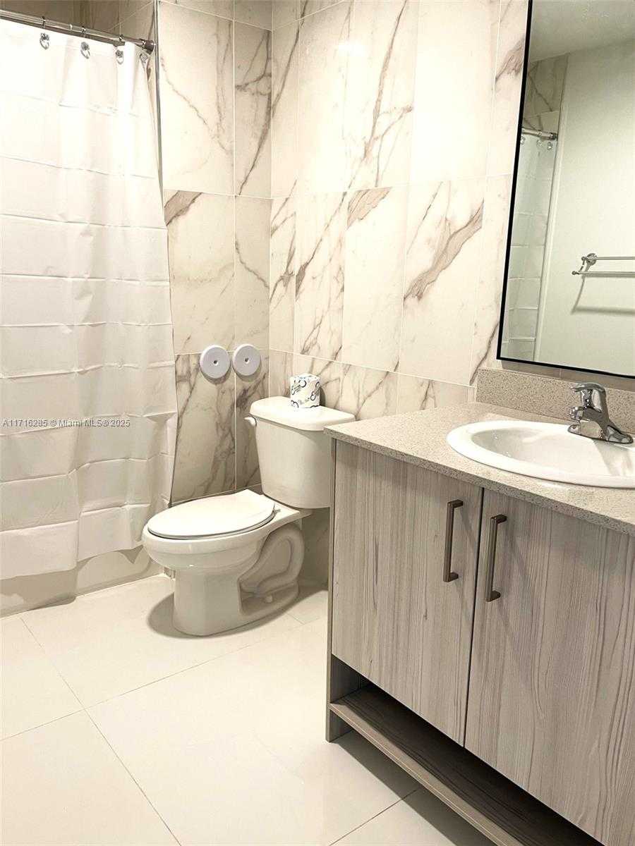 Small Image of 10950 NORTH WEST 82ND ST #113, Doral Number 7