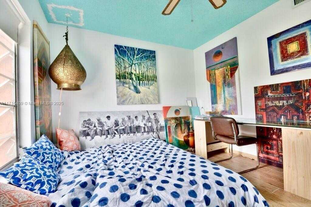 Small Image of 7801 NORTH EAST 4TH CT #317, Miami Number 15