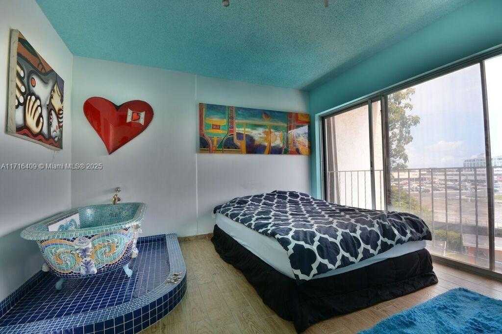 Small Image of 7801 NORTH EAST 4TH CT #317, Miami Number 21