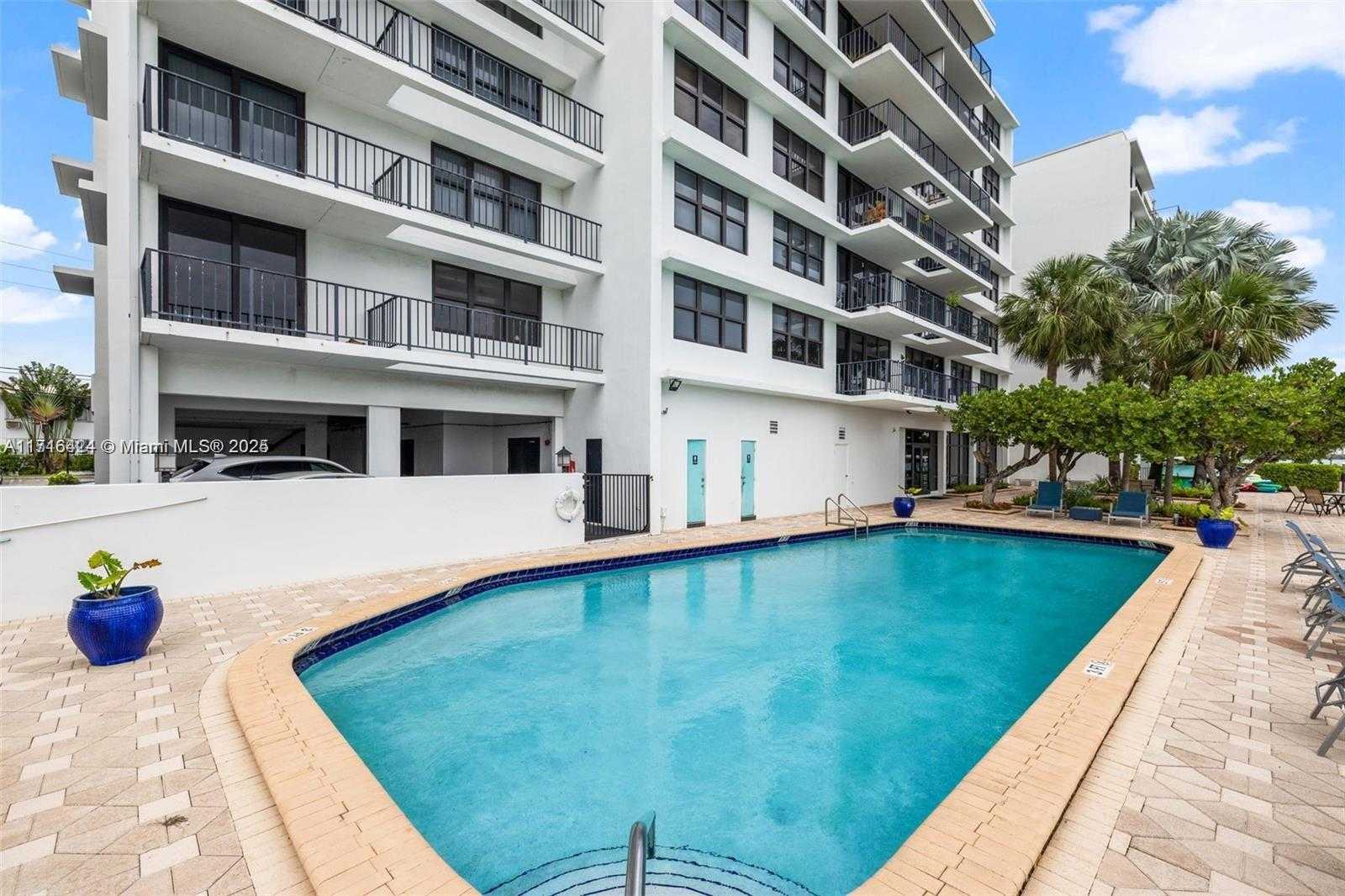 Small Image of 10101 EAST BAY HARBOR DR #509, Bay Harbor Islands Number 2