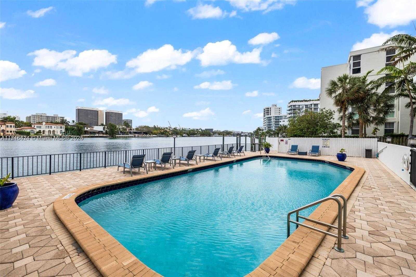 Small Image of 10101 EAST BAY HARBOR DR #509, Bay Harbor Islands Number 3