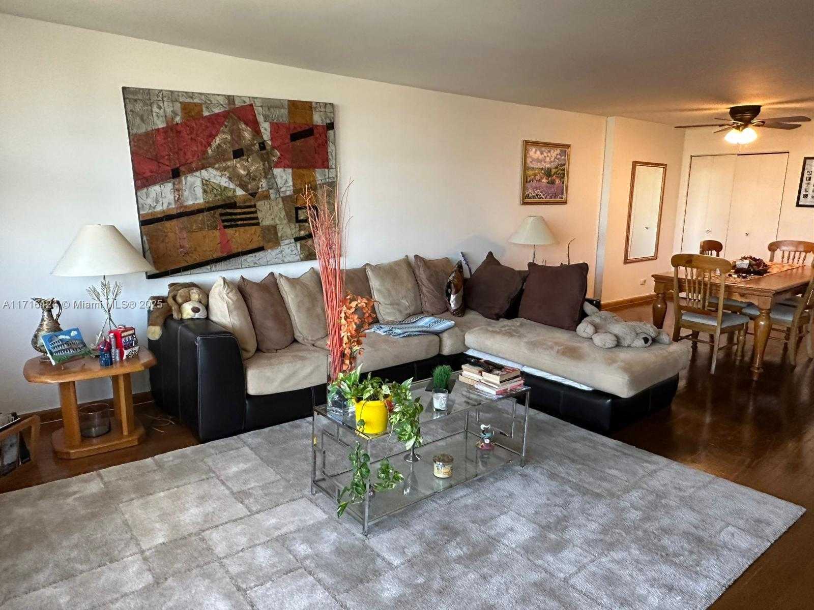 Small Image of 10101 EAST BAY HARBOR DR #509, Bay Harbor Islands Number 8