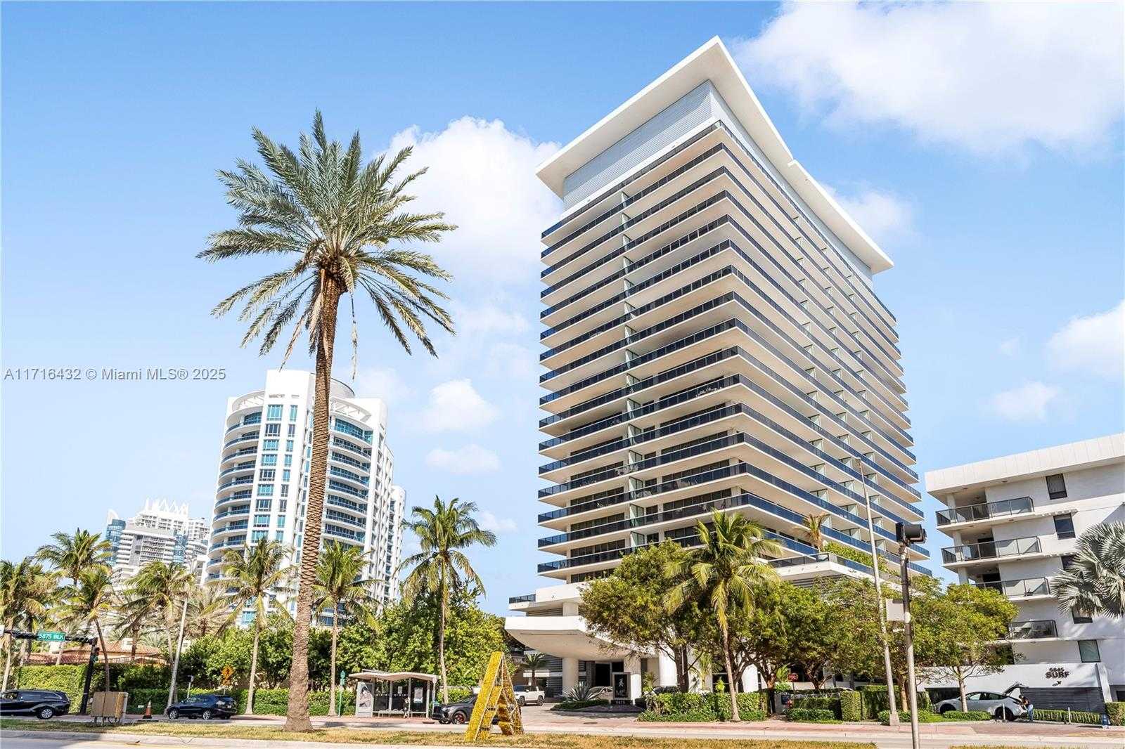 Small Image of 5875 COLLINS AVE #1004, Miami Beach Number 19