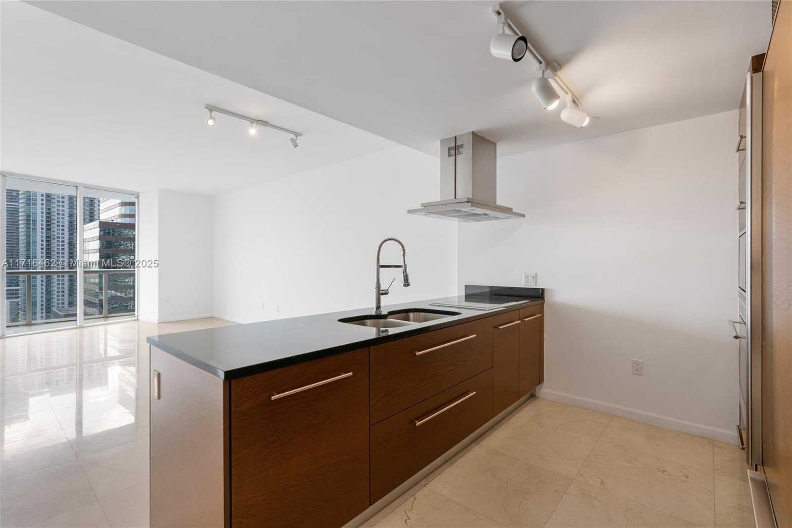 Small Image of 495 BRICKELL AVE #2709, Miami Number 11