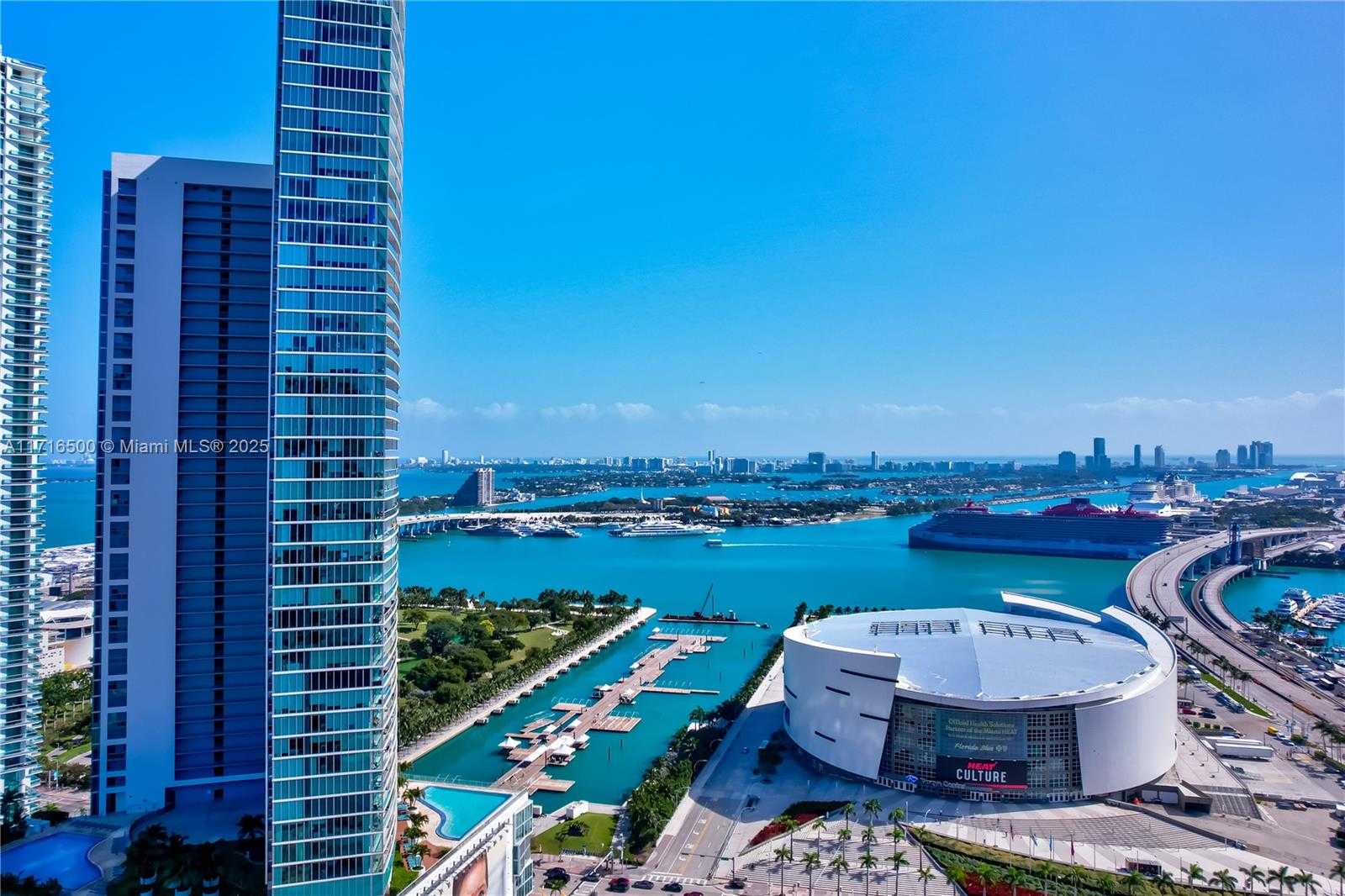 Small Image of 888 BISCAYNE BLVD #411, Miami Number 25
