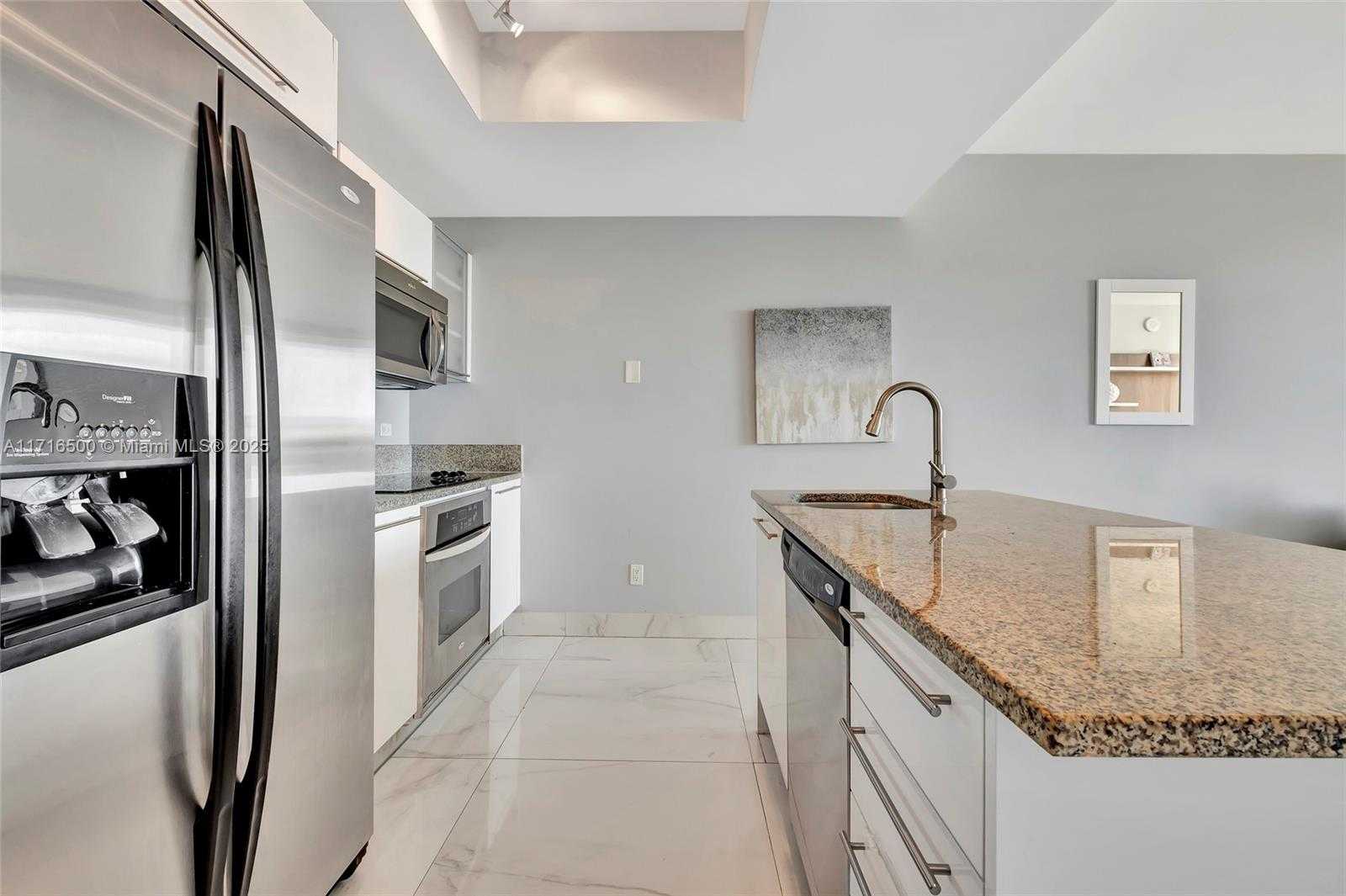 Small Image of 888 BISCAYNE BLVD #411, Miami Number 5