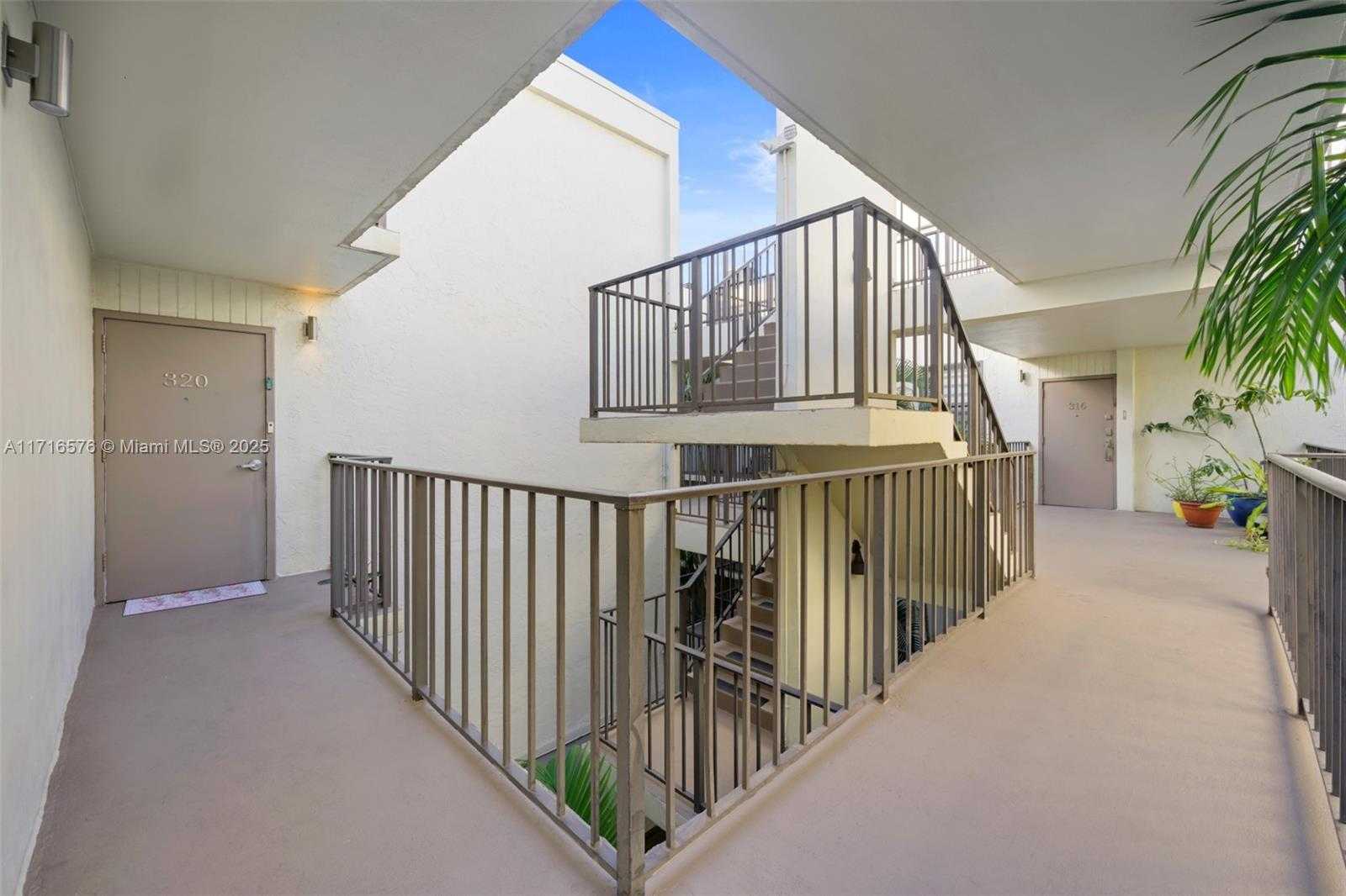Small Image of 20401 NORTH EAST 30TH AVE #320-8, Aventura Number 21