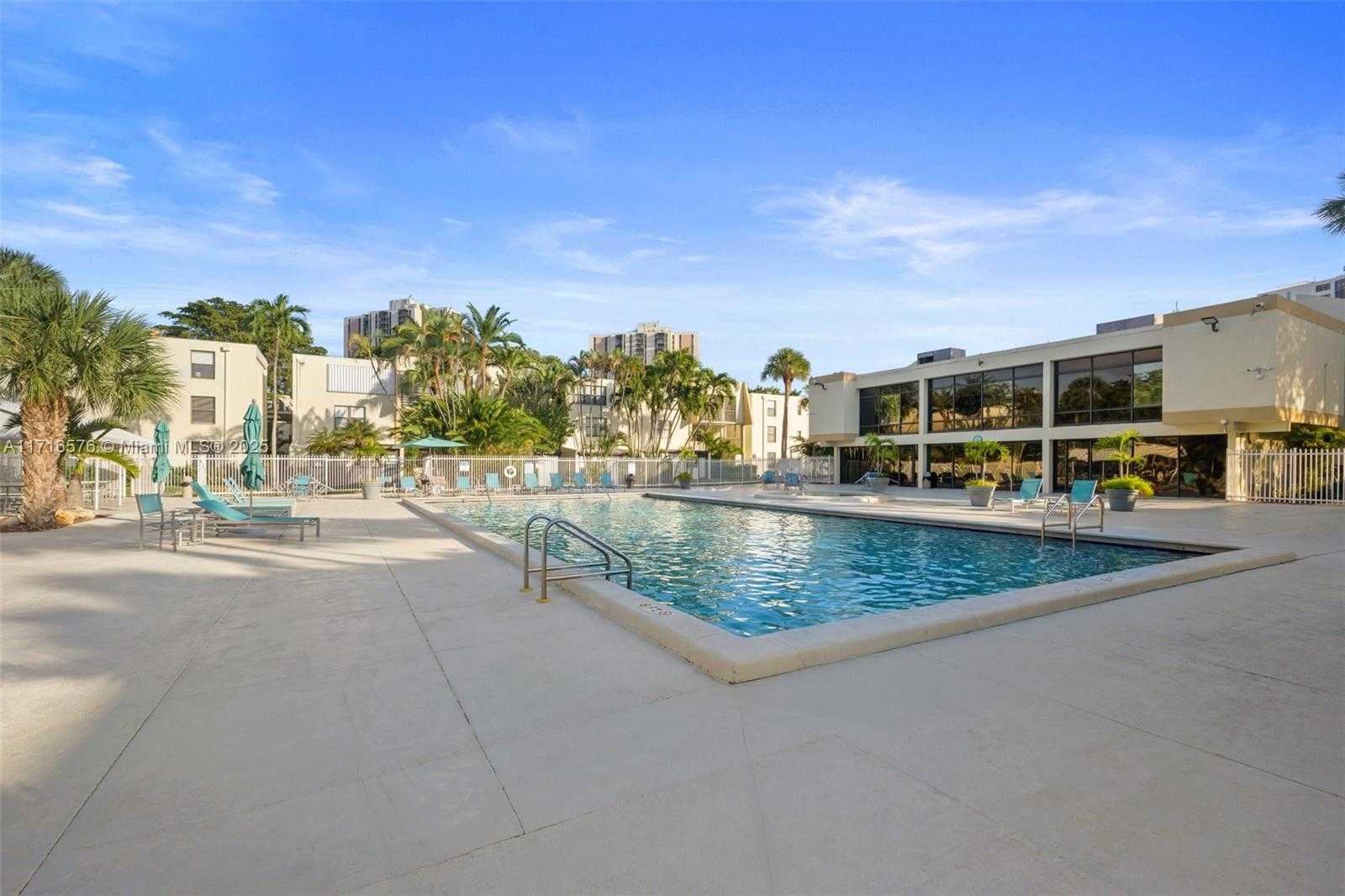 Small Image of 20401 NORTH EAST 30TH AVE #320-8, Aventura Number 24