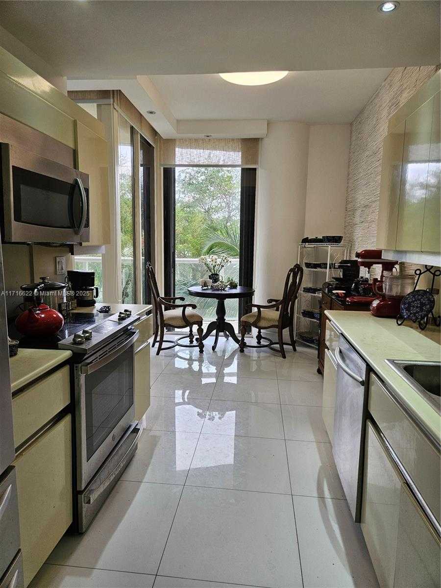 Small Image of 4000 ISLAND BLVD #W-STE3, Aventura Number 4