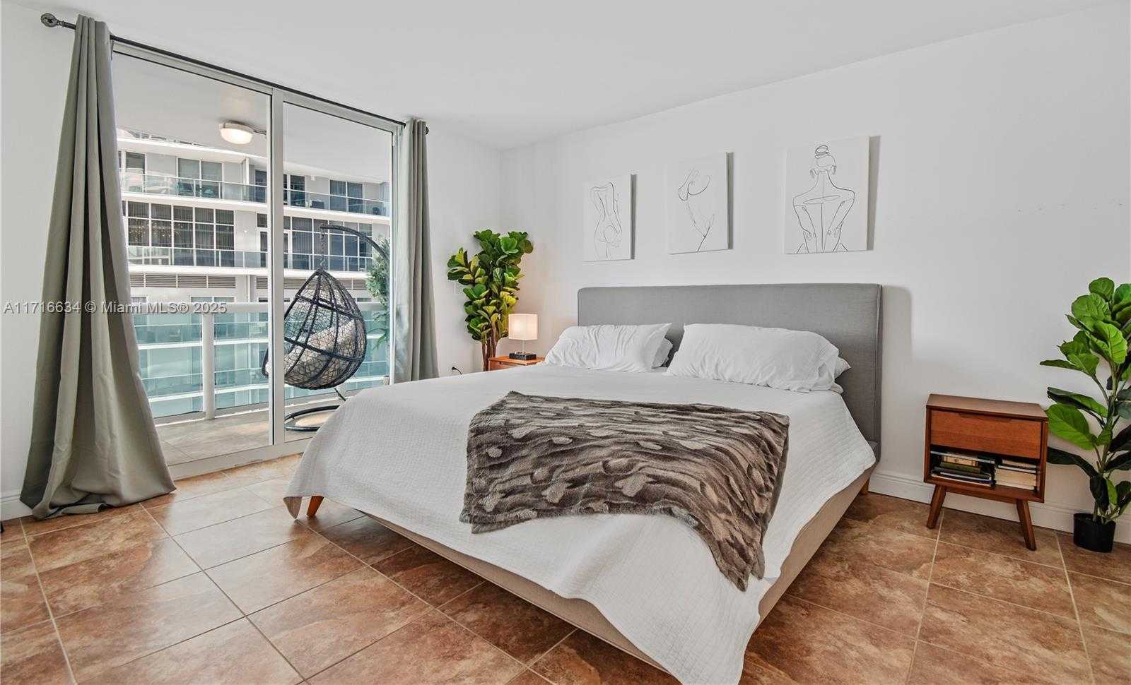 Small Image of 1800 NORTH BAYSHORE DR #1412, Miami Number 15
