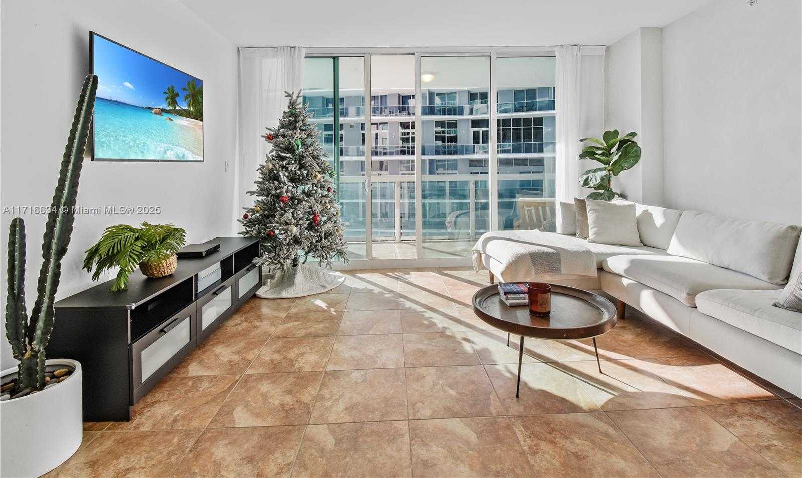 Small Image of 1800 NORTH BAYSHORE DR #1412, Miami Number 4