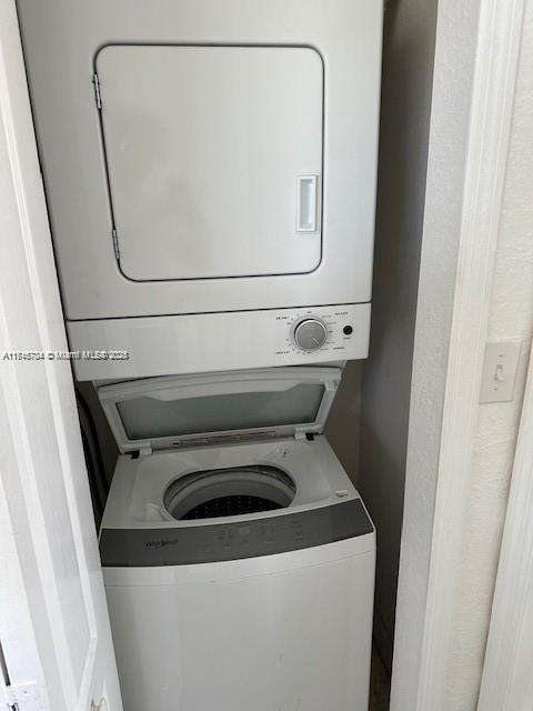 Small Image of Hialeah Number 7