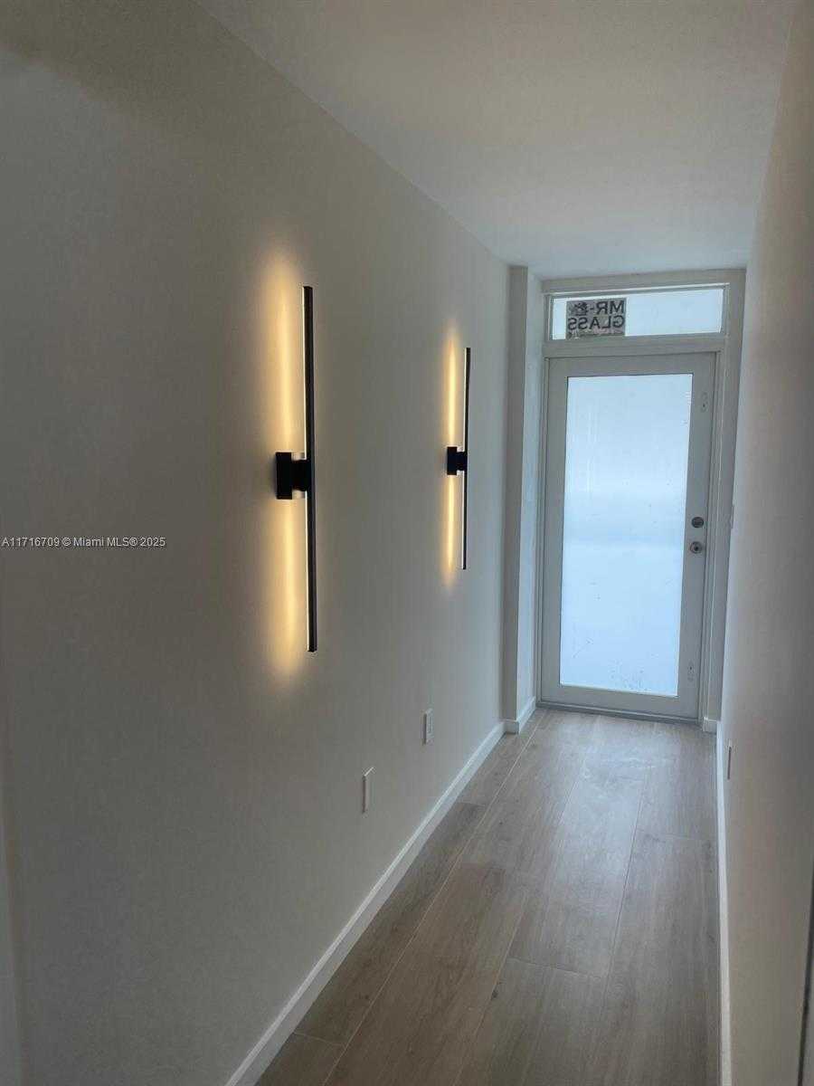 Small Image of 10230 COLLINS AVE #102, Bal Harbour Number 17