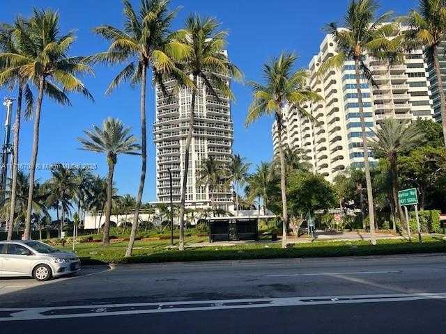 Small Image of 10230 COLLINS AVE #102, Bal Harbour Number 27