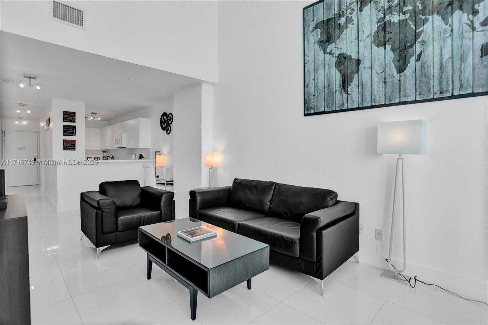 Small Image of 5445 COLLINS AVE #BAY-14, Miami Beach Number 6
