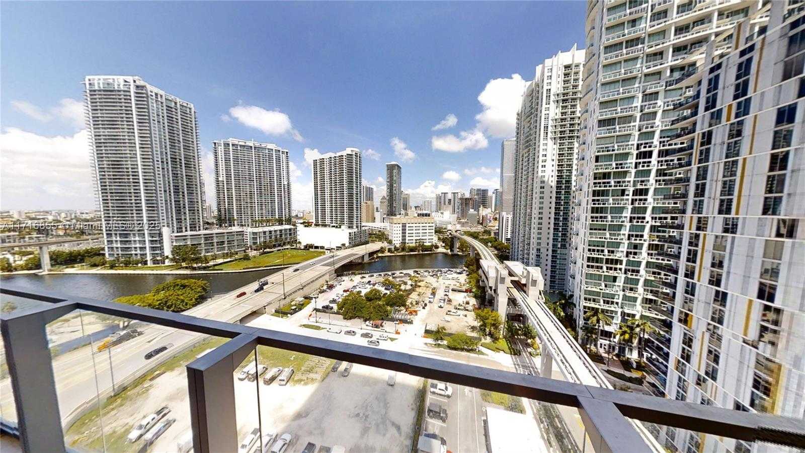 Small Image of 68 SOUTH EAST 6 ST #1111, Miami Number 11