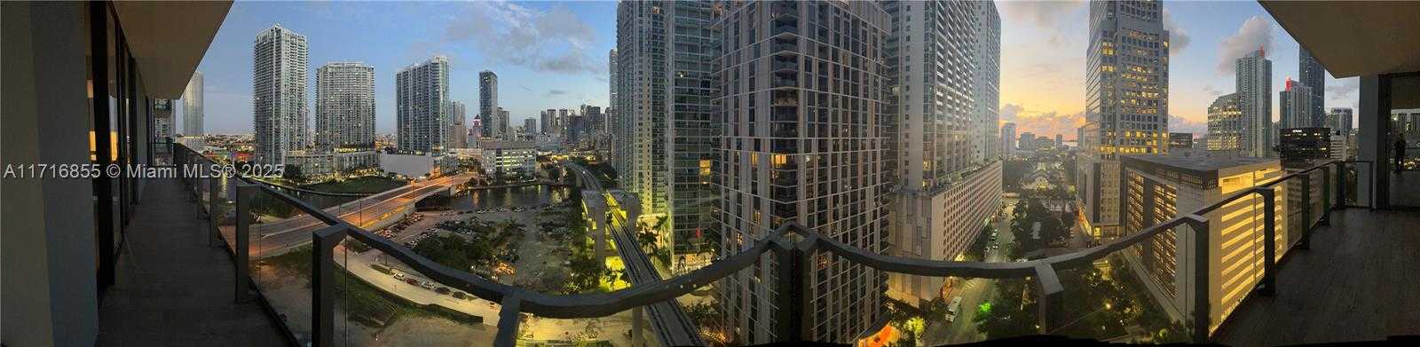 Small Image of 68 SOUTH EAST 6 ST #1111, Miami Number 47