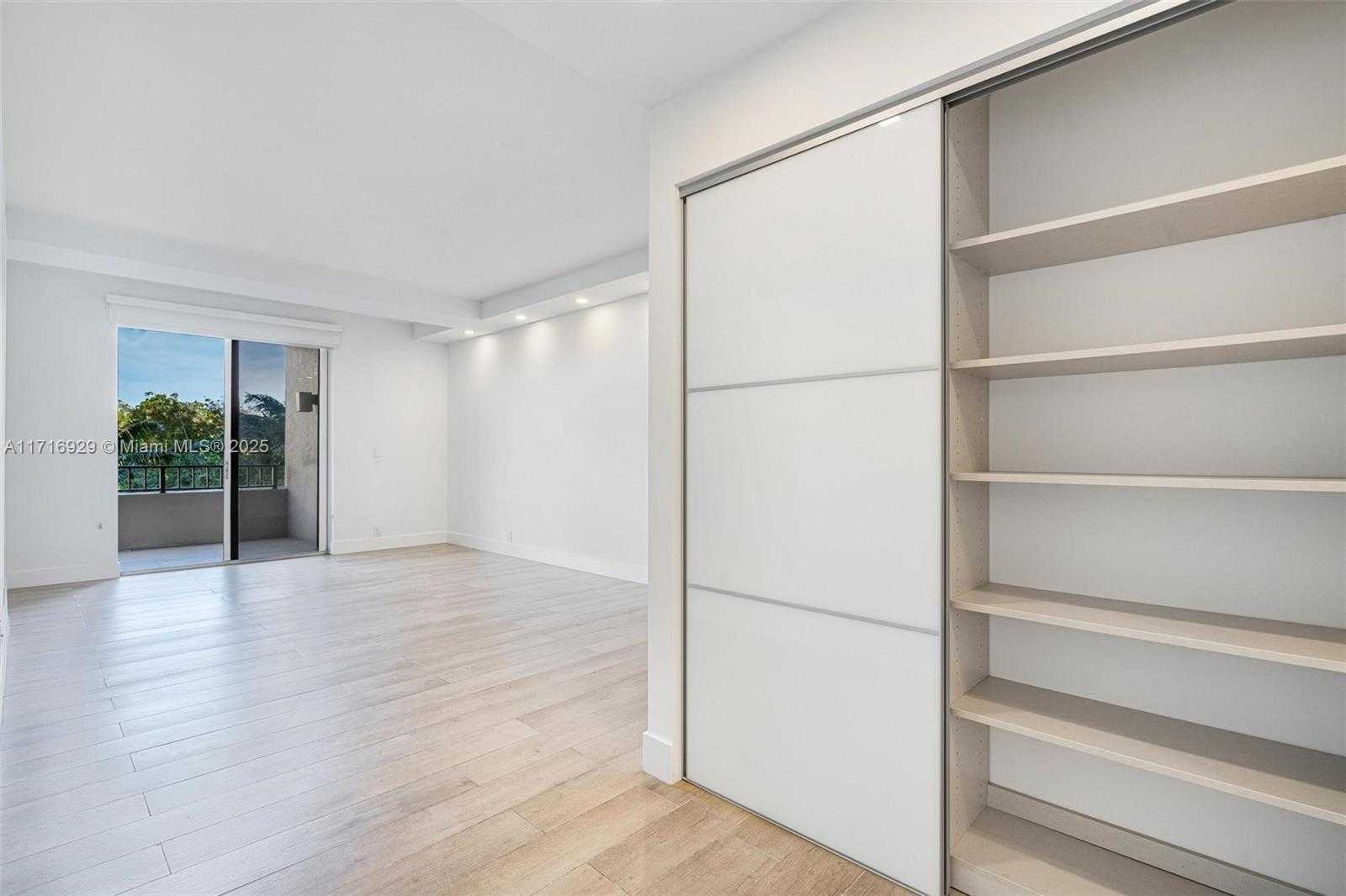 Small Image of 151 CRANDON BLVD #534, Key Biscayne Number 13