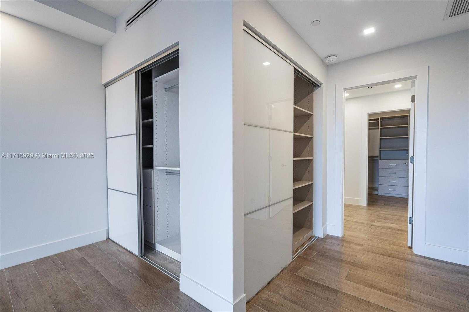 Small Image of 151 CRANDON BLVD #534, Key Biscayne Number 14