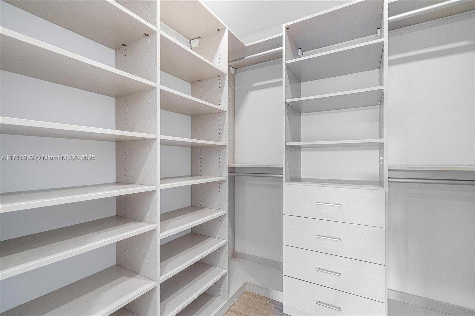 Small Image of 151 CRANDON BLVD #534, Key Biscayne Number 17