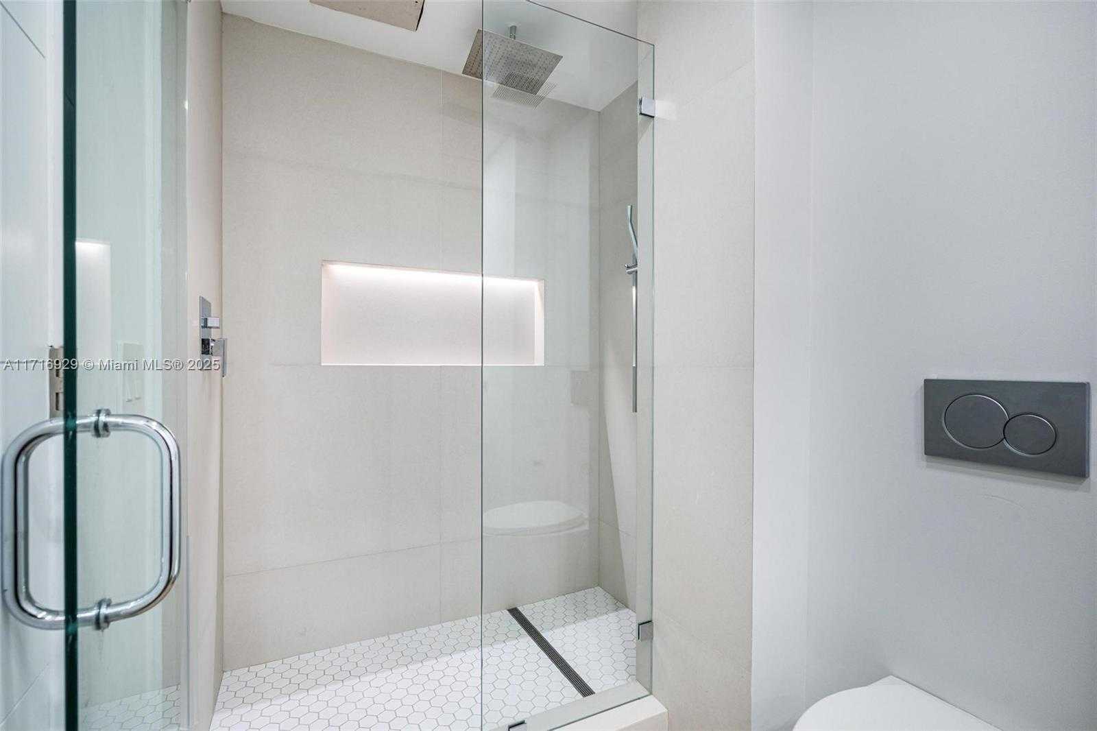 Small Image of 151 CRANDON BLVD #534, Key Biscayne Number 25