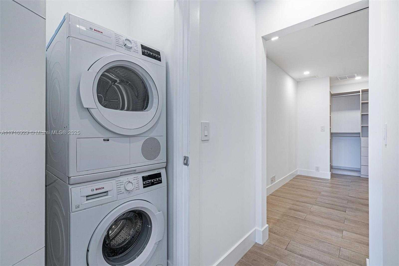 Small Image of 151 CRANDON BLVD #534, Key Biscayne Number 28