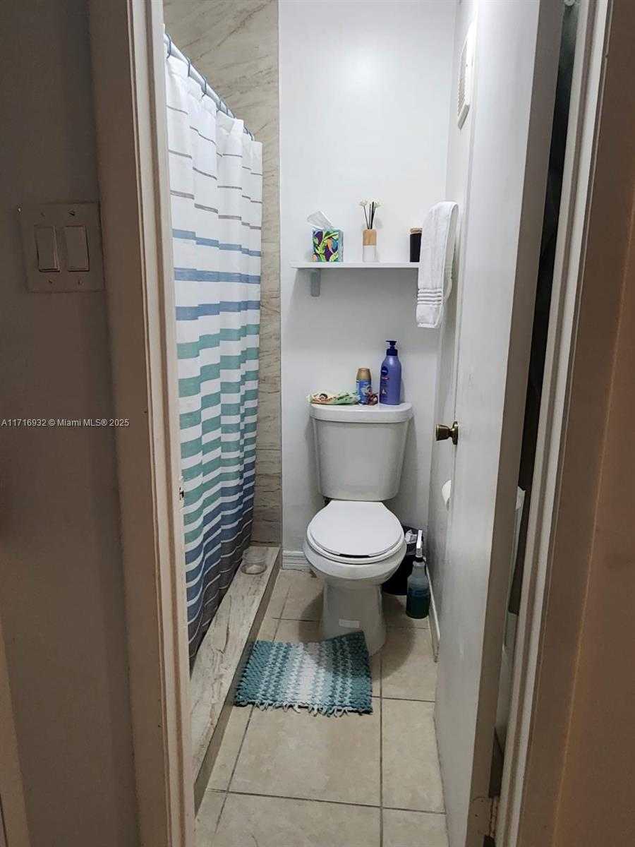 Small Image of 15295 SOUTH WEST 107TH LN #1020, Miami Number 9