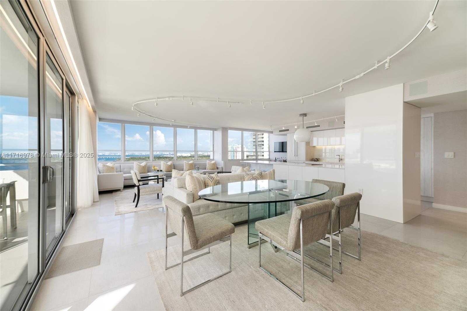 Small Image of 11 ISLAND AVE #1911, Miami Beach Number 5