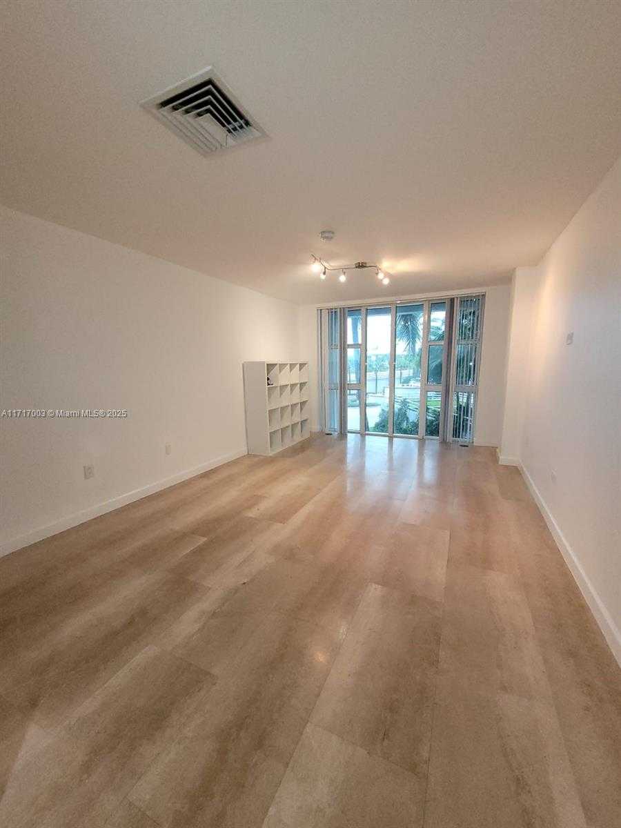 Small Image of 10275 COLLINS AVE #111, Bal Harbour Number 10