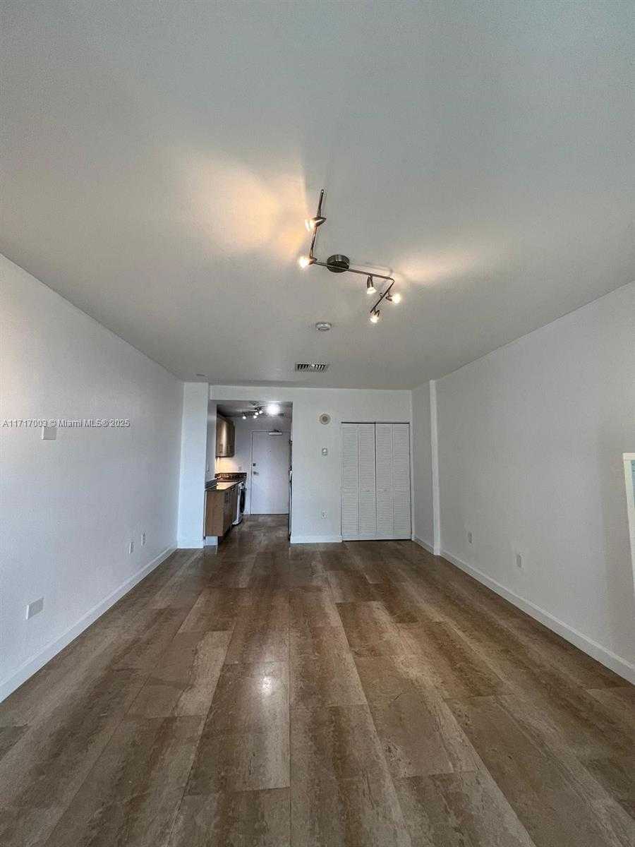 Small Image of 10275 COLLINS AVE #111, Bal Harbour Number 15