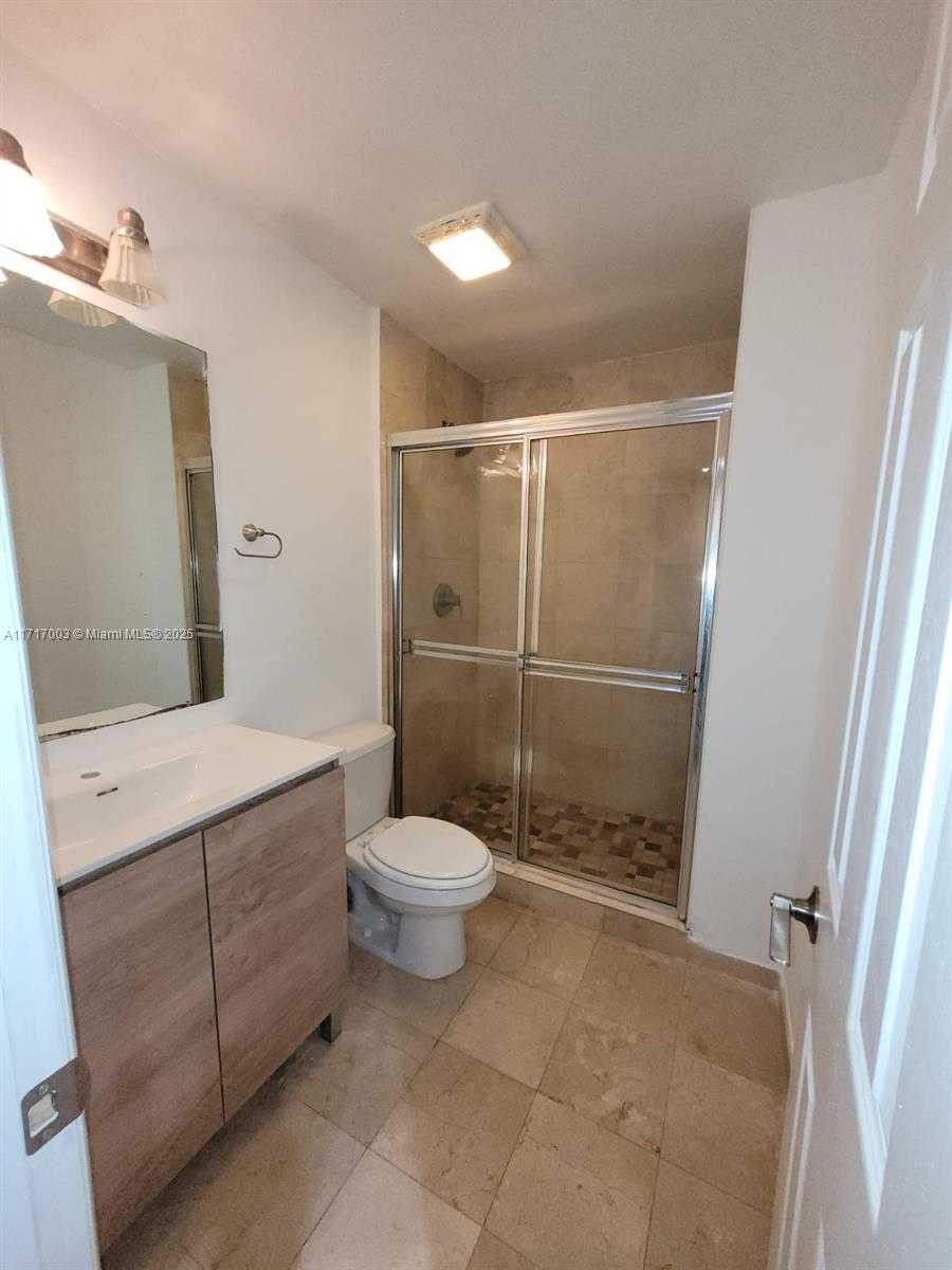 Small Image of 10275 COLLINS AVE #111, Bal Harbour Number 19