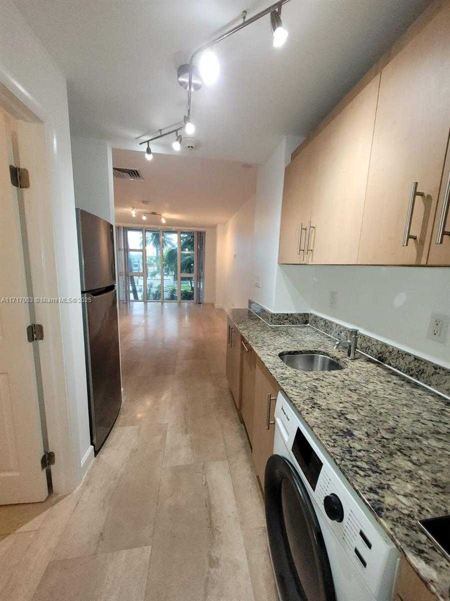 Small Image of 10275 COLLINS AVE #111, Bal Harbour Number 2