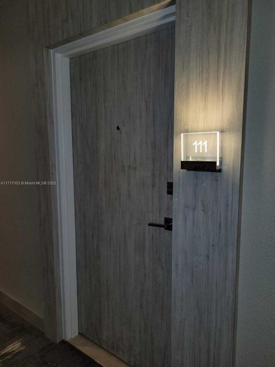 Small Image of 10275 COLLINS AVE #111, Bal Harbour Number 21