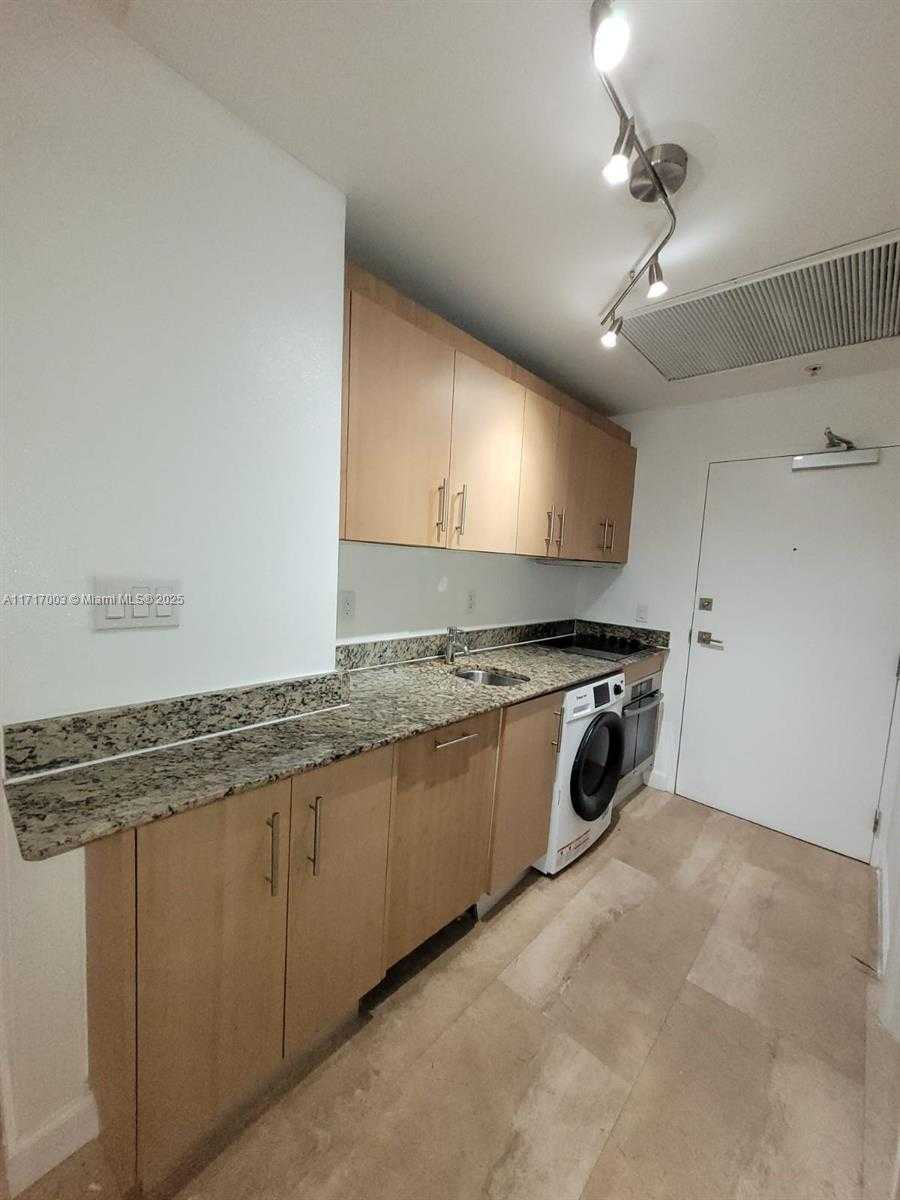 Small Image of 10275 COLLINS AVE #111, Bal Harbour Number 3