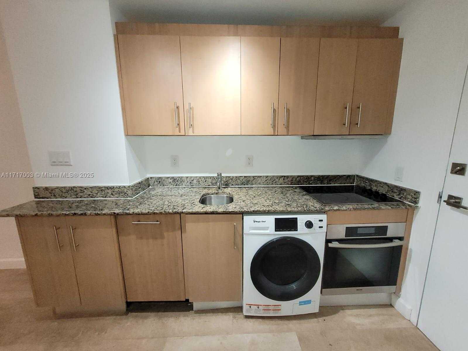Small Image of 10275 COLLINS AVE #111, Bal Harbour Number 4