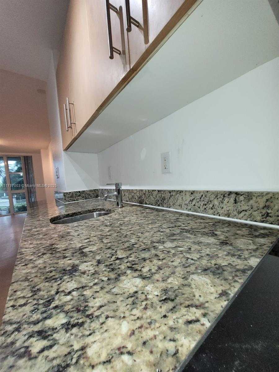 Small Image of 10275 COLLINS AVE #111, Bal Harbour Number 8