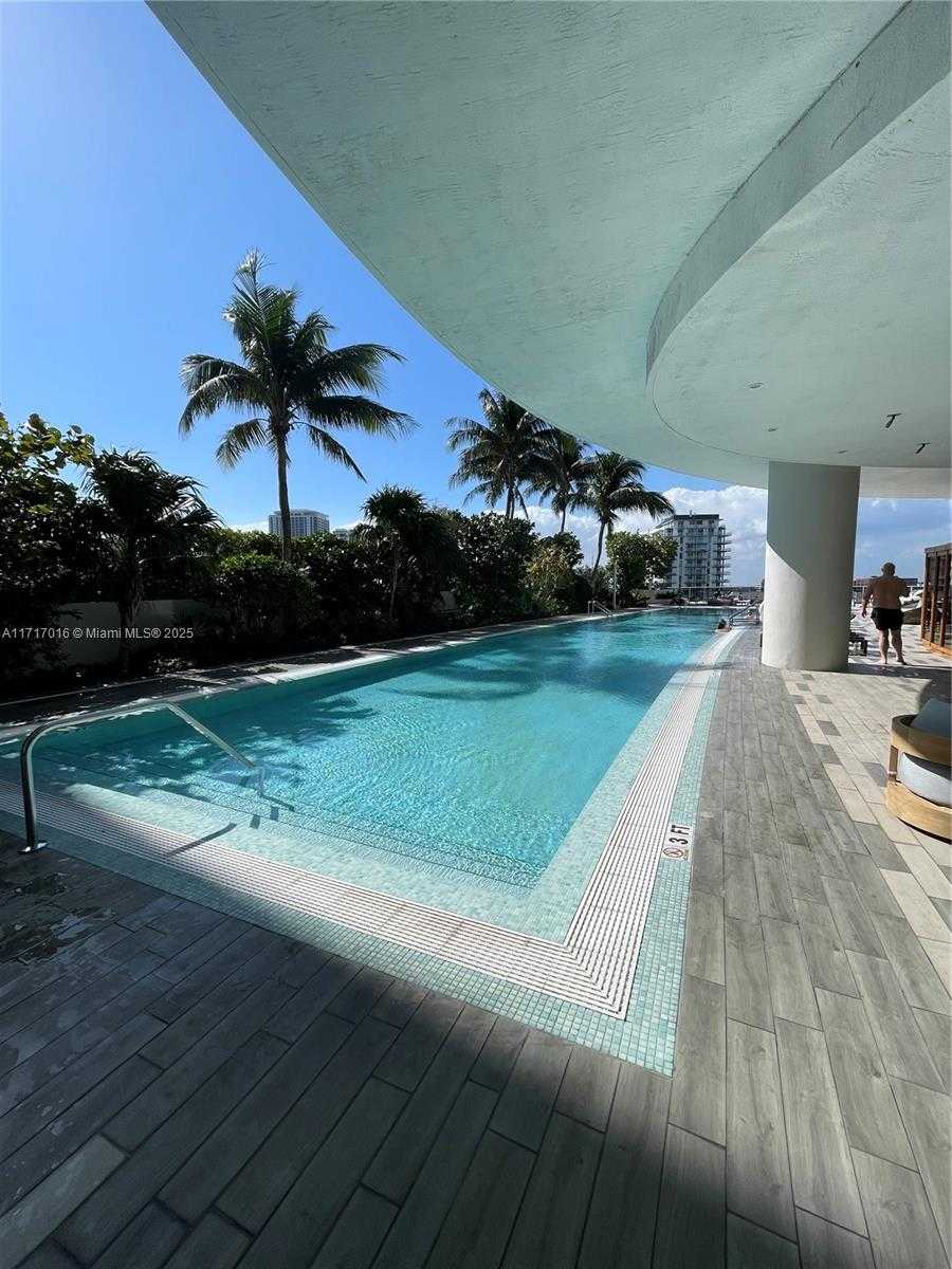 Small Image of 488 NORTH EAST 18TH ST #4009, Miami Number 42