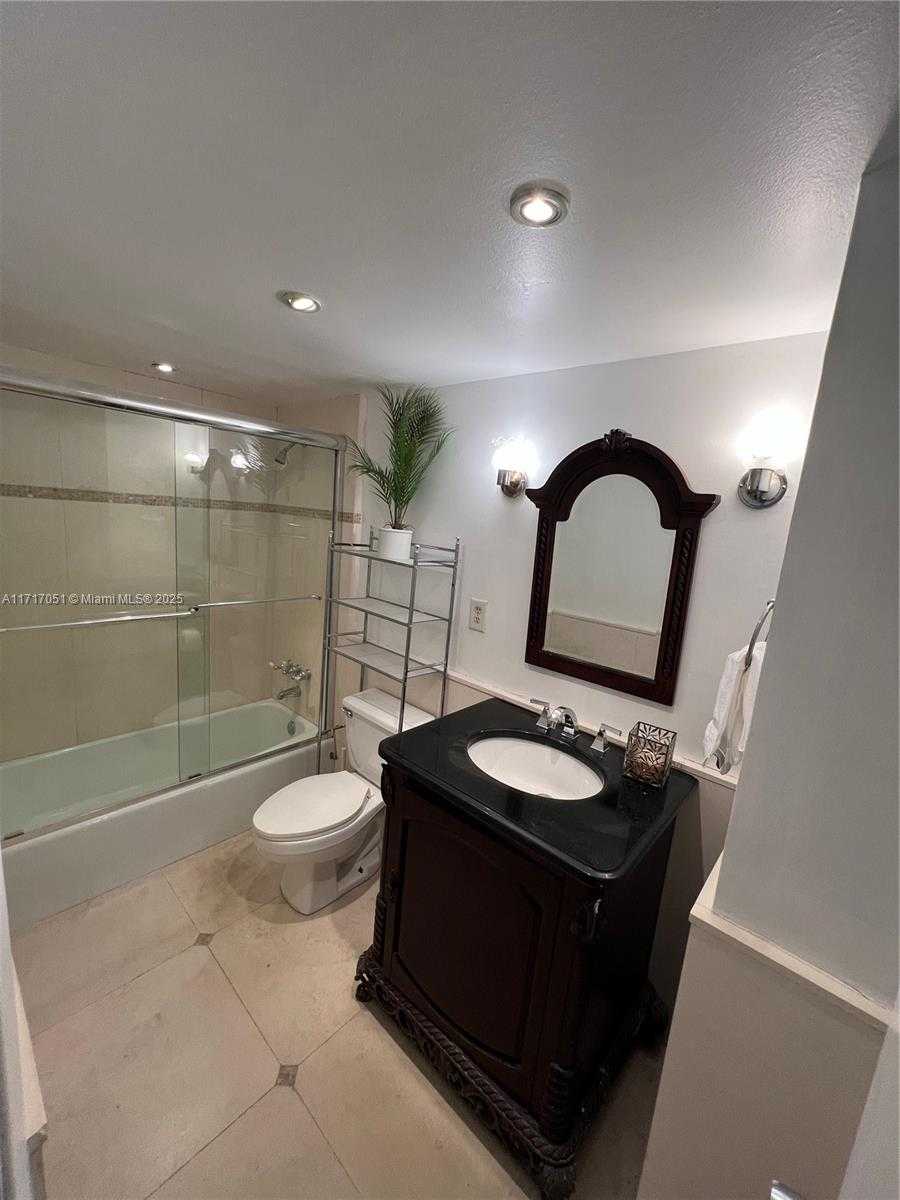 Small Image of 19380 COLLINS AVE #1402, Sunny Isles Beach Number 19