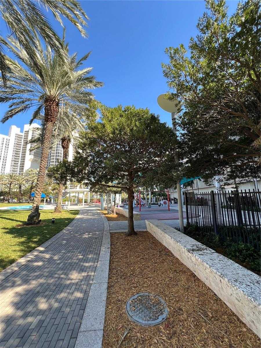 Small Image of 19380 COLLINS AVE #1402, Sunny Isles Beach Number 27