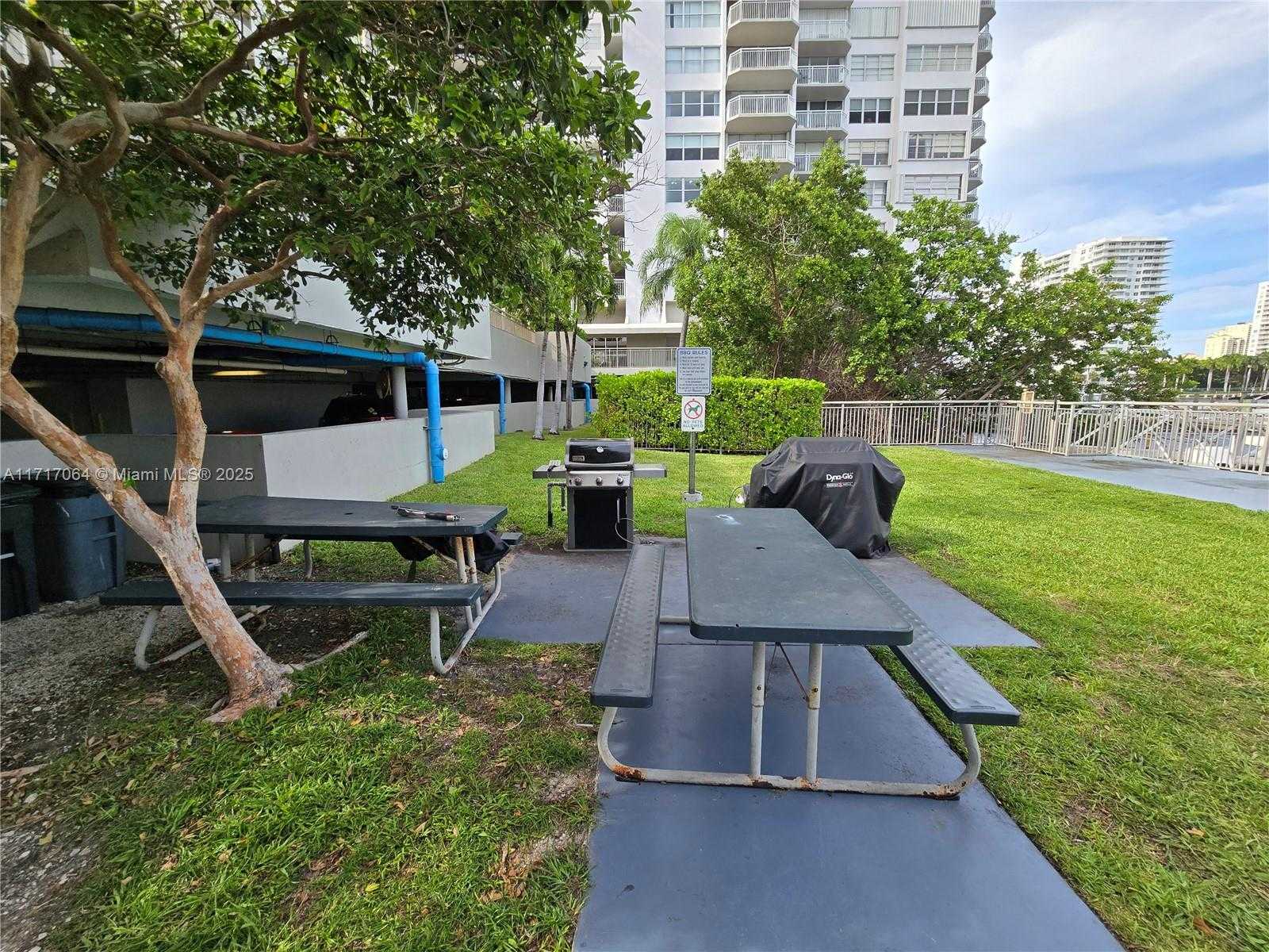 Small Image of 18051 BISCAYNE BLVD #1204, Aventura Number 21