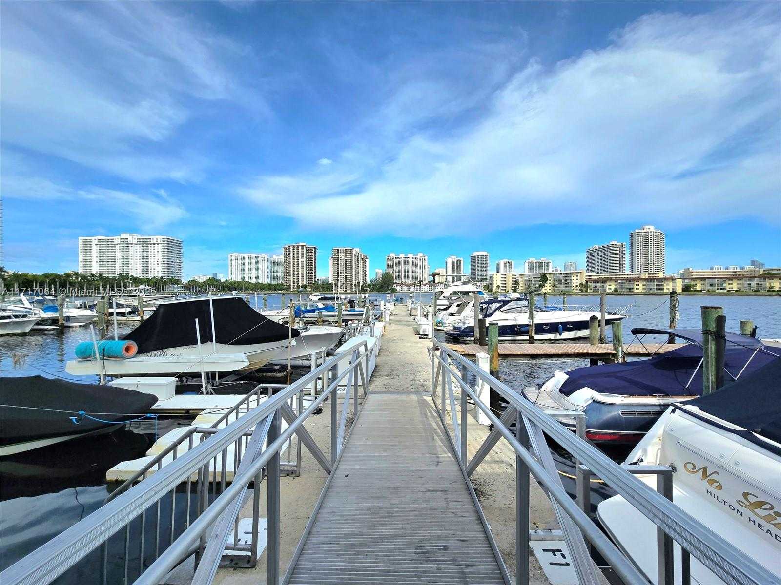 Small Image of 18051 BISCAYNE BLVD #1204, Aventura Number 22
