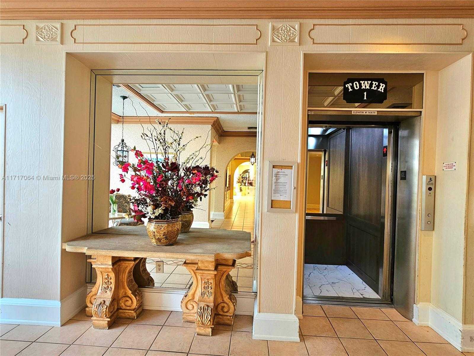 Small Image of 18051 BISCAYNE BLVD #1204, Aventura Number 34