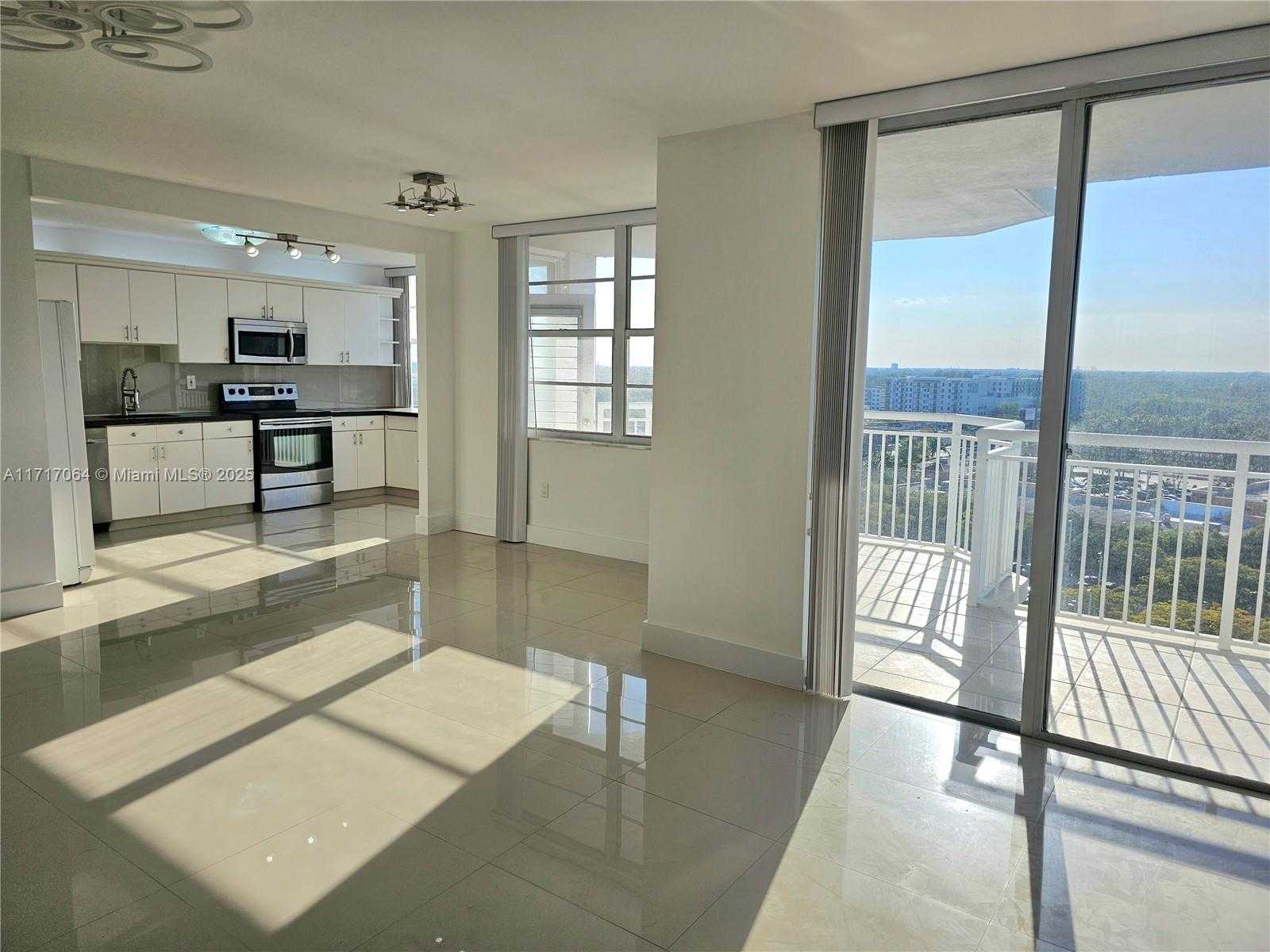 Small Image of 18051 BISCAYNE BLVD #1204, Aventura Number 37