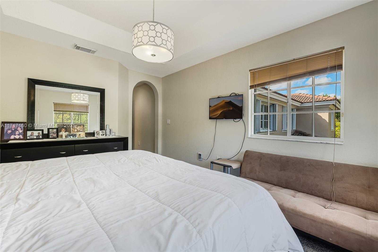 Small Image of 14071 SW 273rd Terrace, Homestead, FL 33032, USA Number 18