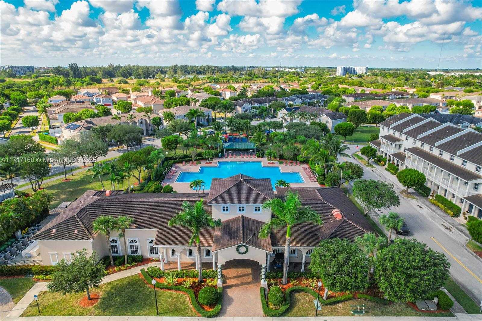 Small Image of 14071 SW 273rd Terrace, Homestead, FL 33032, USA Number 34