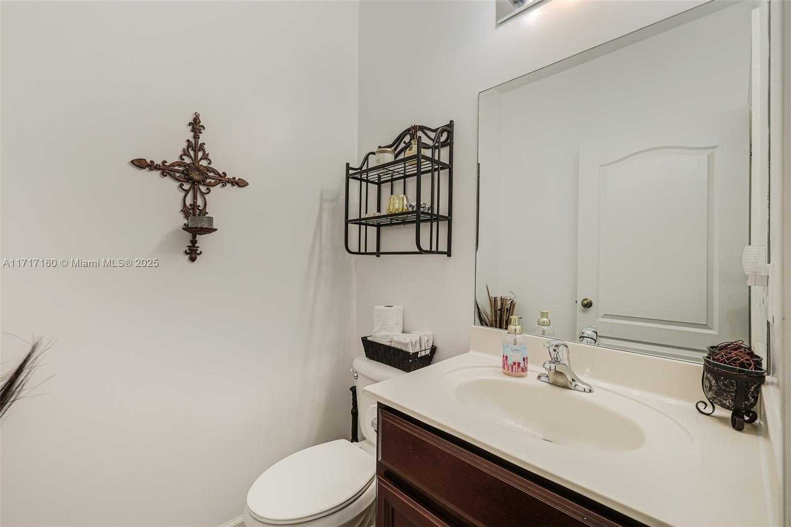 Small Image of 14071 SW 273rd Terrace, Homestead, FL 33032, USA Number 6