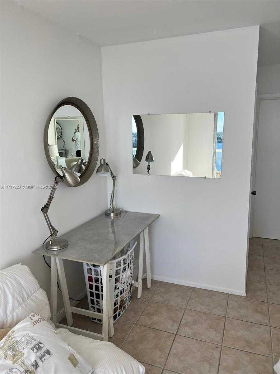 Small Image of 1301 NORTH EAST MIAMI GARDENS DR #1024W, Miami Number 22