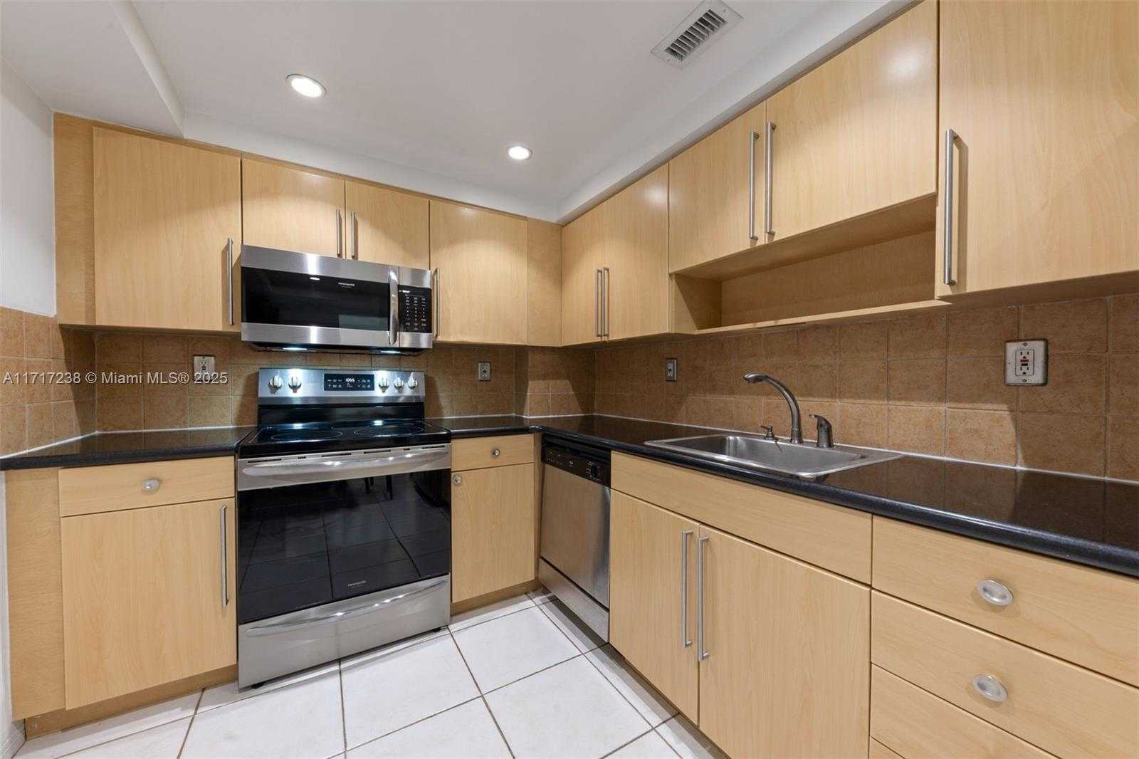 Small Image of 10350 WEST BAY HARBOR DR #5E, Bay Harbor Islands Number 12